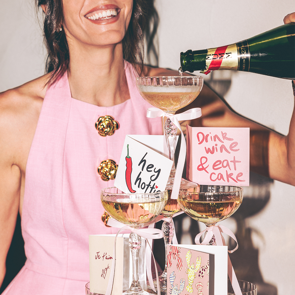 Mini - A BUNCH OF LARRYS